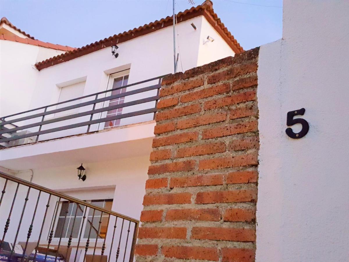 Casa Del Castillo By Naturadrada لا أدرادا المظهر الخارجي الصورة